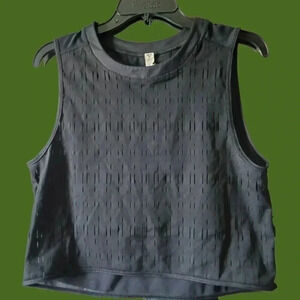 Under armour mesh ladder tank top size Small